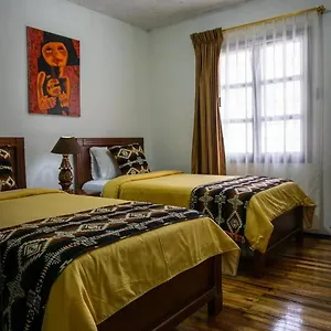 apartamento-32-juana-de-arco.hotelsquito.com/