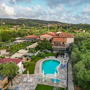 Farm stay Montefabbrello